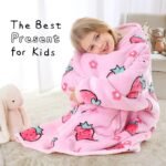 Aemicion Blanket Hoodie for Kids, Oversize Sherpa Sweatshirt Wearable Blanket with Pink Strawberry – Gift for Girls, Daughter, Friends - Image 6